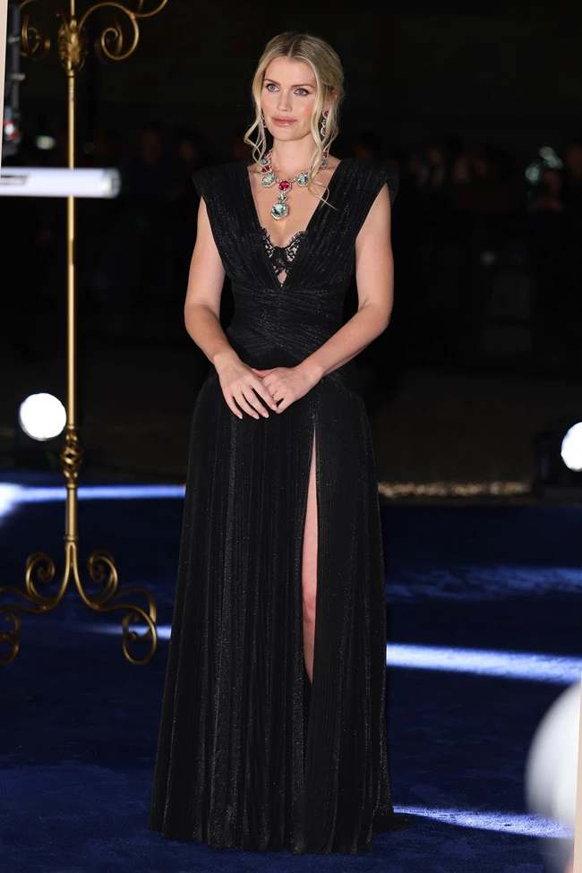 Lady Kitty Spencer | Η εντυπωσιακή εμφάνιση μετά την είδηση ότι έγινε μητέρα για πρώτη φορά