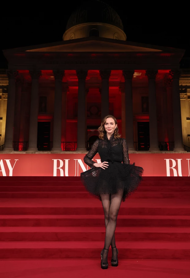 Η Emily του The Devil Wears Prada θα ήταν περήφανη - Η εντυπωσιακή red carpet εμφάνιση της Emily Blunt