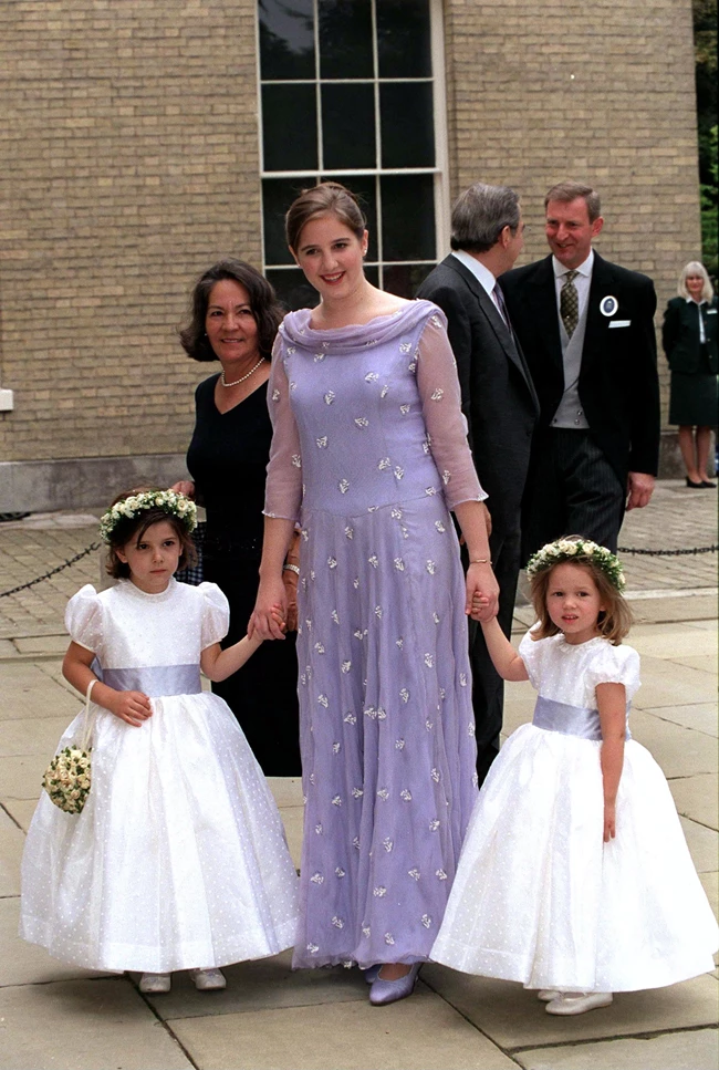 Royal Throwback | Όταν η Θεοδώρα συνόδευε τη Μαρία Ολυμπία ως παρανυφάκι