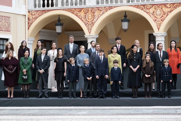 Ποια είναι η India Casiraghi, εγγονή της Καρολίνας του Μονακό και άξια κληρονόμος του στυλ της;