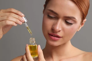 5 αντιγηραντικές κρέμες προσώπου που μπορούν να αντικαταστήσουν τα fillers