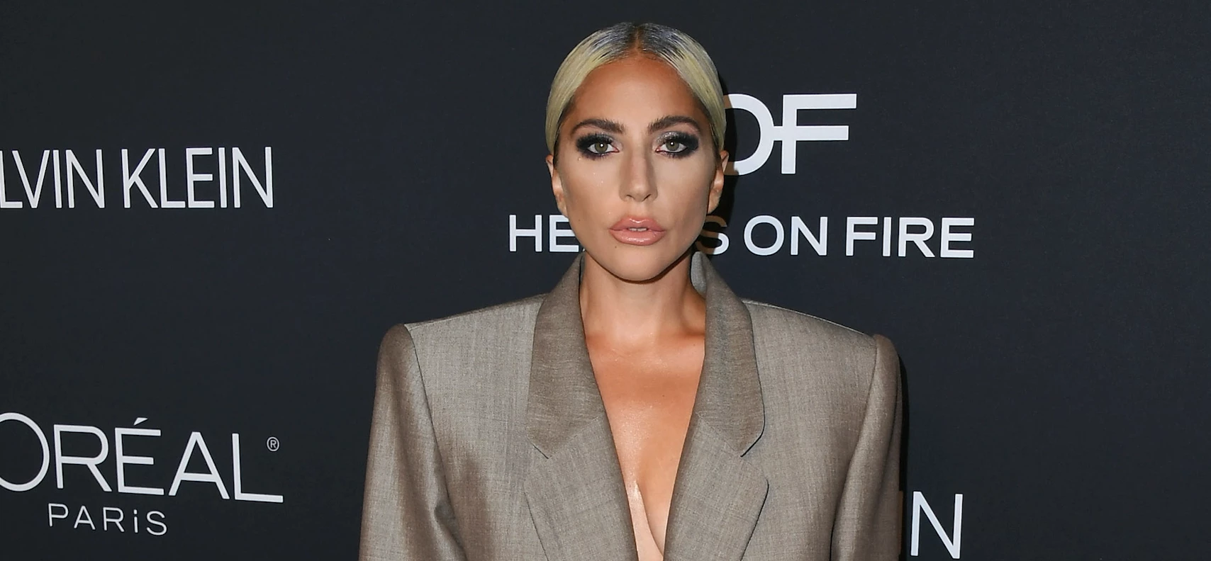 Το beauty brand της Selena Gomez δεσμεύεται να προσφέρει $100 εκατομμύρια στον αγώνα κατά των ψυχικών ασθενειών