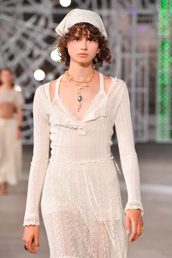 Dior Cruise 2021 | Η Maria Grazia Chiuri τίμησε τις παραδόσεις της Νότιας Ιταλίας