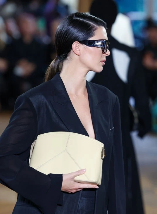 τάσεις μαλλιών 2024