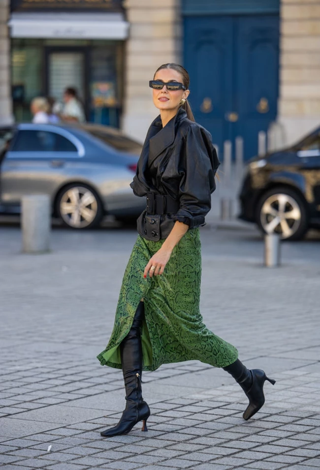 over the knee boots street style