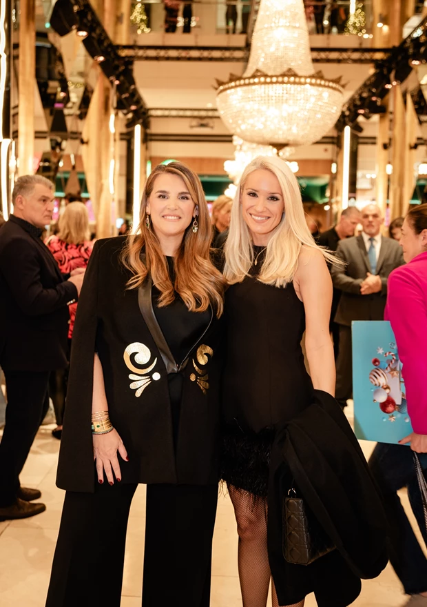 Η Μελίνα Παΐζη & η Κατερίνα Παναγοπούλου στο Stay Golden Fashion Show