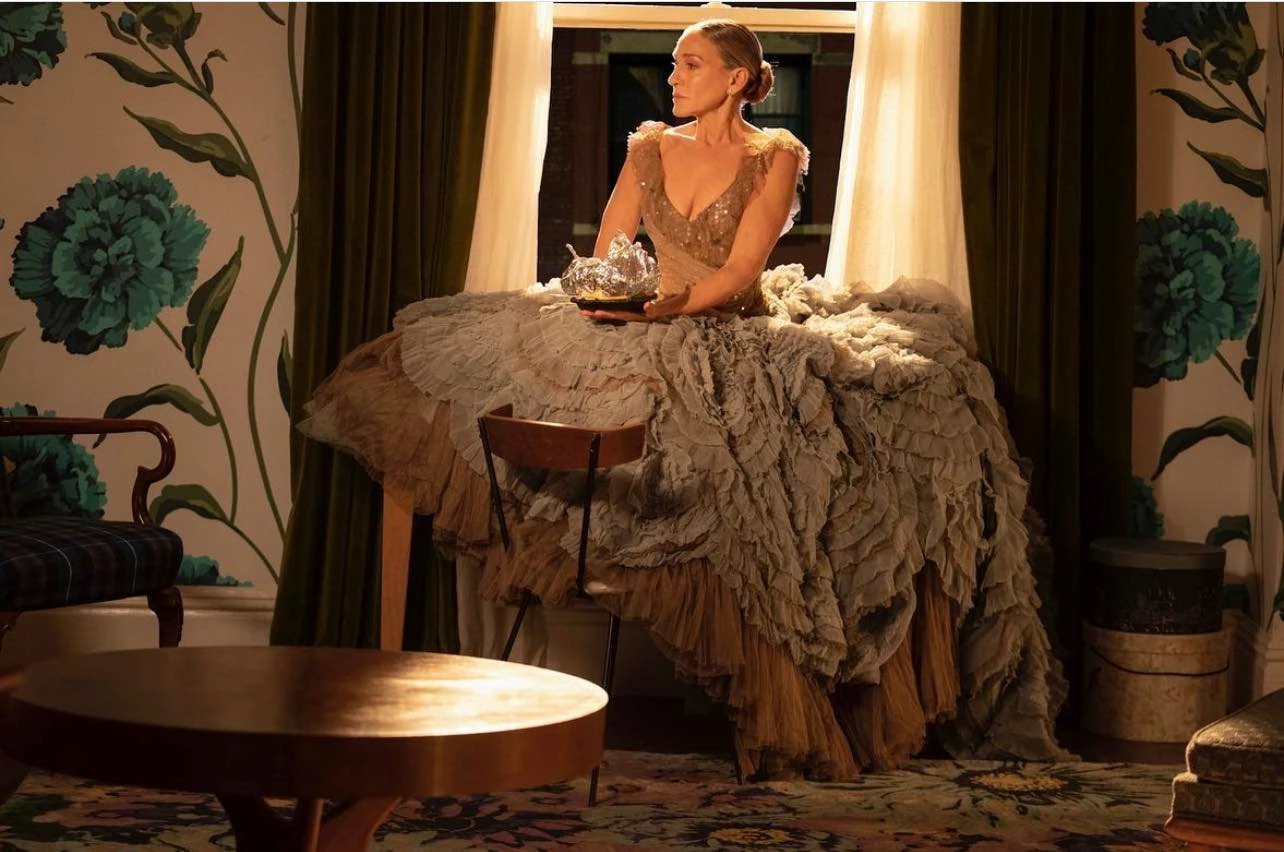 Η συνεργασία της Sarah Jessica Parker με τον οίκο Fendi για τη δημιουργία της ανανεωμένης "Fendi Baguette"