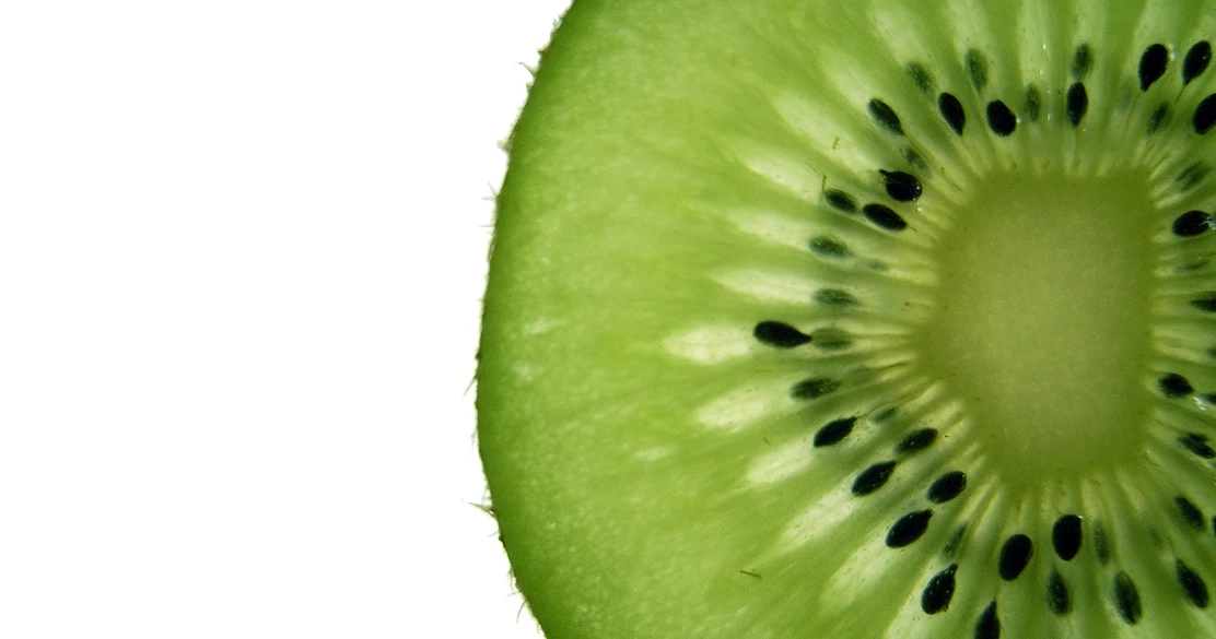 3 αλλαγές που πρέπει να κάνει στη διατροφή της κάθε γυναίκα μετά τα 50