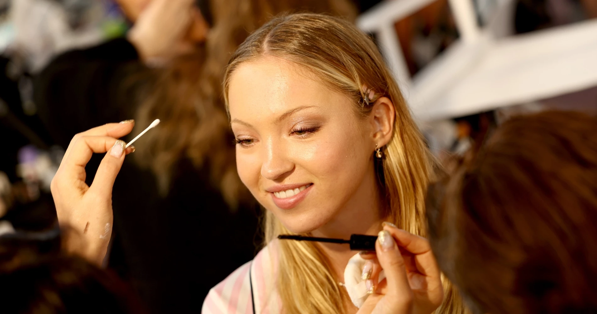 Γιατί η υγρή σκιά είναι ο απόλυτος game changer στο μακιγιάζ σας και πέντε προτάσεις της beauty editor