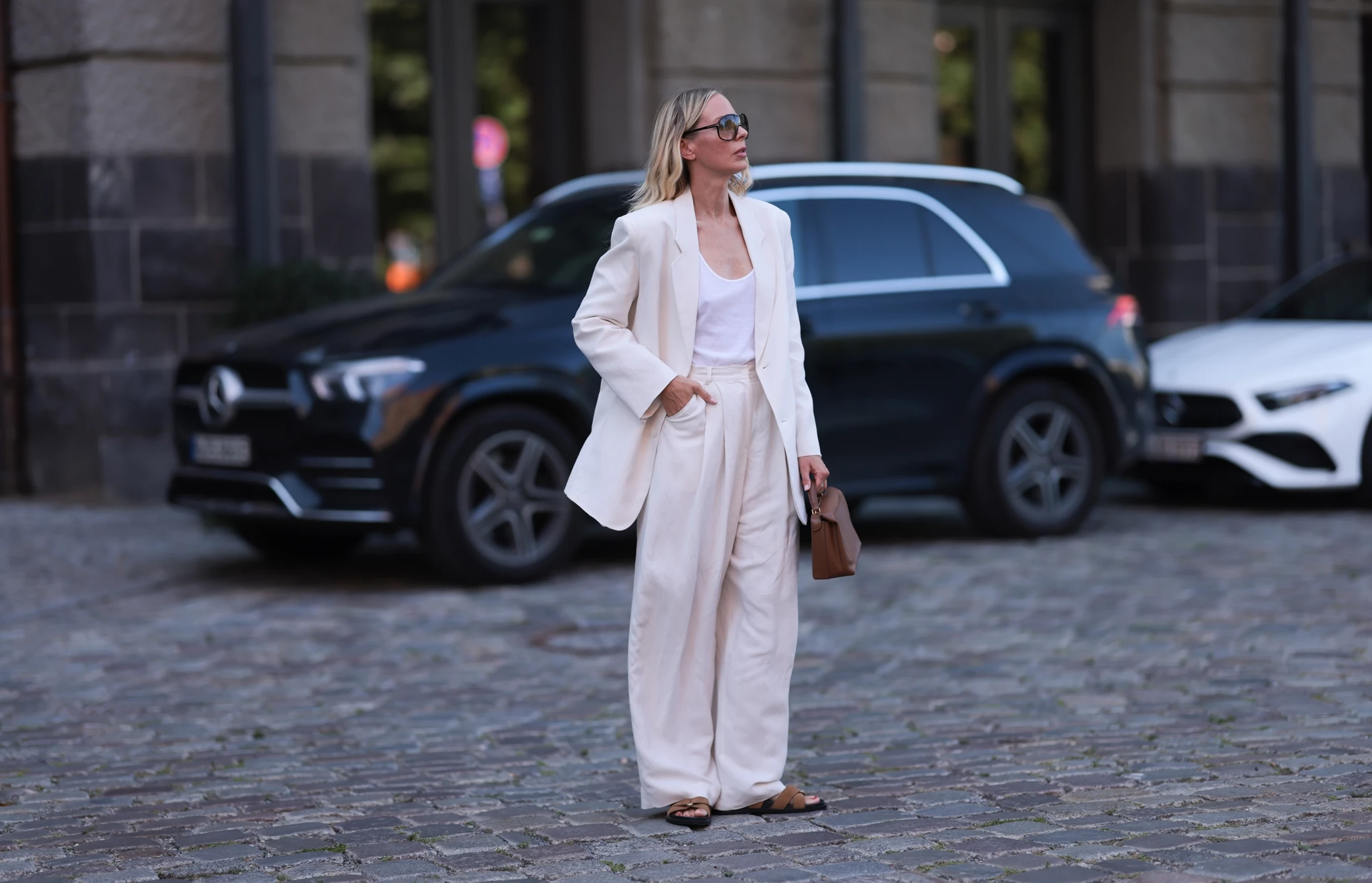 Οι φλατ εσπαντρίγιες με τις οποίες θα πορευτείτε κομψά στο καλοκαίρι