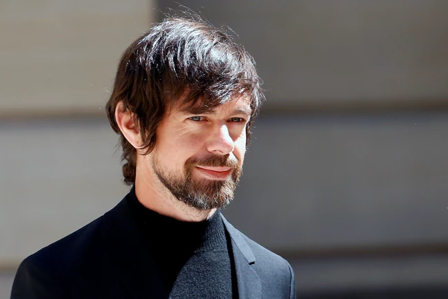 Η Rihanna και ο Jack Dorsey συνεργάστηκαν για να δωρίσουν 4.000 iPads σε μαθητές στα Barbados