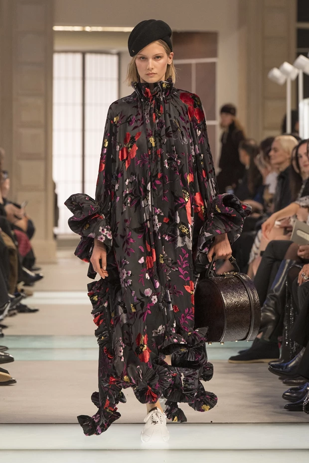 LV AW25