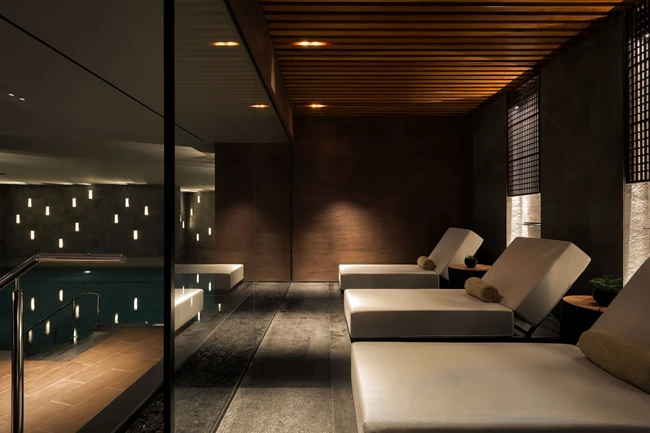 Domes Novos Santorini