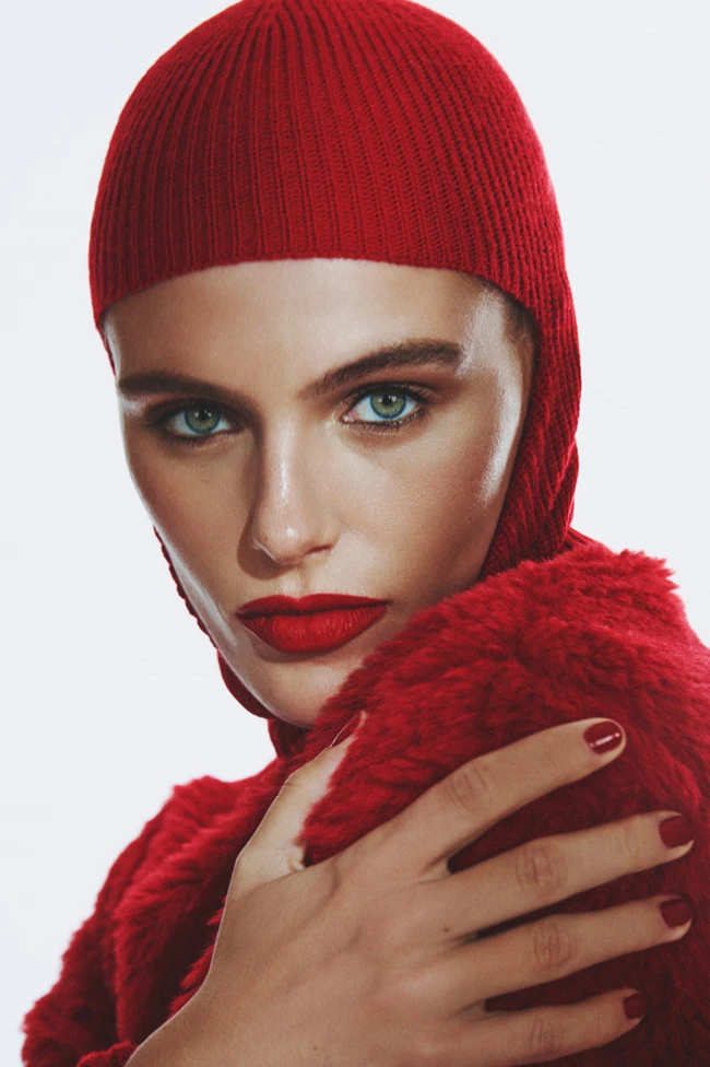 Bazaar Greece - Madison Headrick