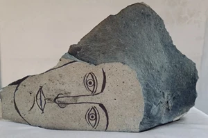 Το ελληνικό νησί που κάθε χρόνο γοητεύει όλο και περισσότερους φιλότεχνους