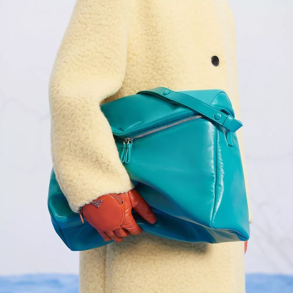 Puffy bags