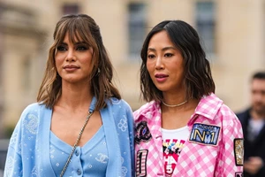 Η Jennifer Lopez υιοθέτησε το "αντιγηραντικό" κούρεμα που κολακεύει όλες τις γυναίκες