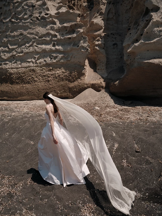 Ioanna Kourbela νυφικά