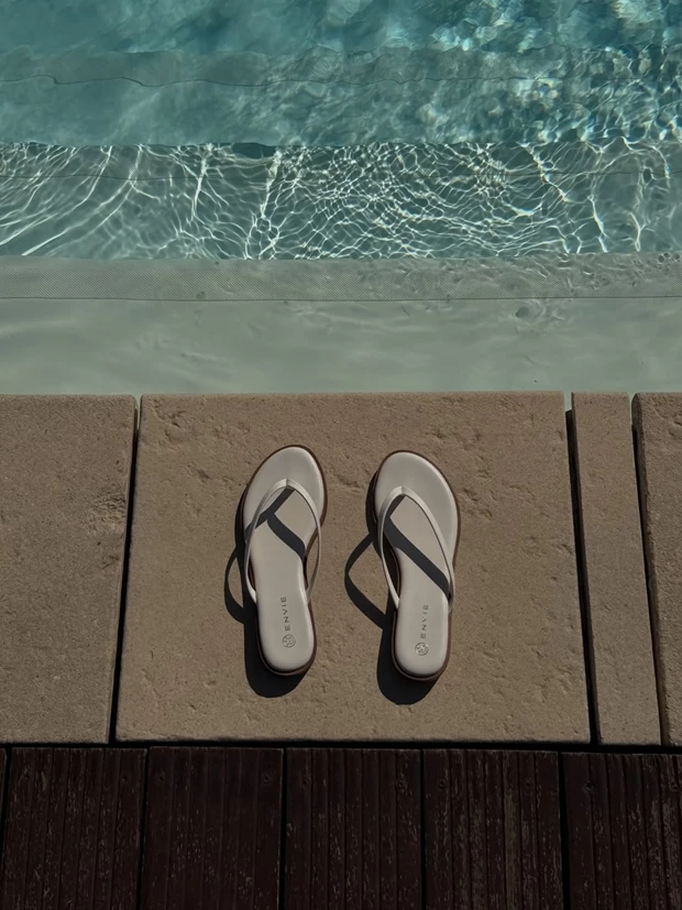 Envie Shoes Thong Sandals