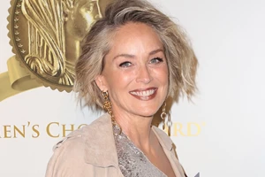 Sharon Stone | Ποιο ήταν το καλύτερο φιλί που αντάλλαξε στη μεγάλη οθόνη