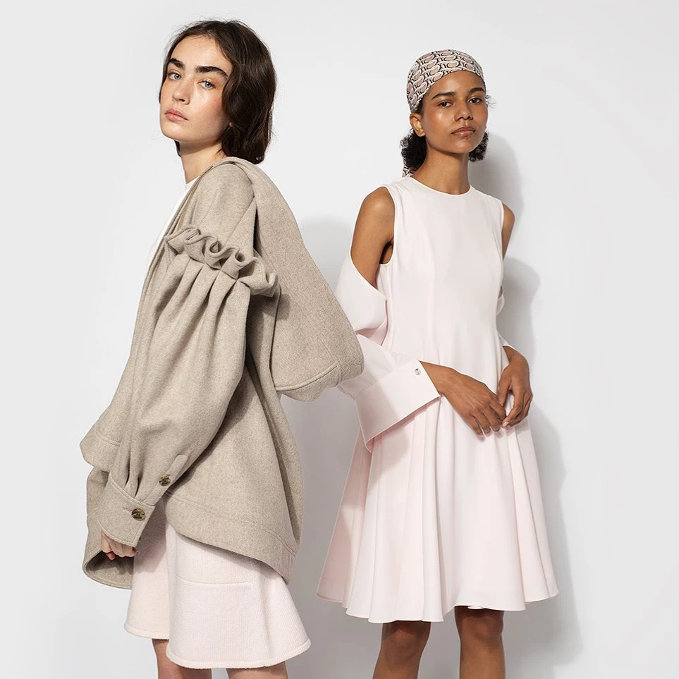 10 φρέσκοι τρόποι να αναδείξετε την ψηλή αλογοουρά φέτος την άνοιξη