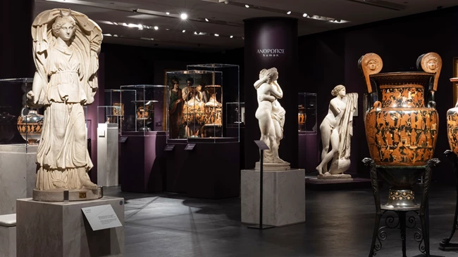 ΝοΗΜΑΤΑ | Στη νέα έκθεση του Μουσείου Ακρόπολης, η Τέχνη ταξιδεύει από την αρχαιότητα έως το σήμερα