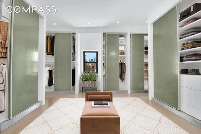 Linda Evangelista house