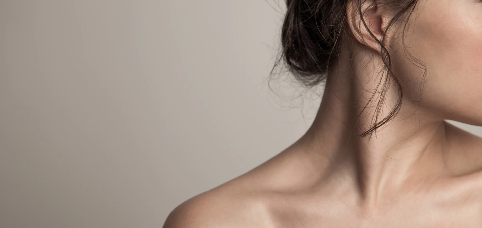 Effortless Glass Skin | Πώς θα αποκτήσετε λεία και dewy επιδερμίδα χωρίς να χρησιμοποιήσετε καθόλου προϊόντα μακιγιάζ