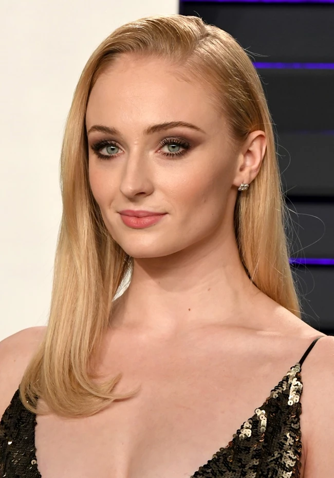 Πώς να διαλέξετε το ιδανικό nude κραγιόν