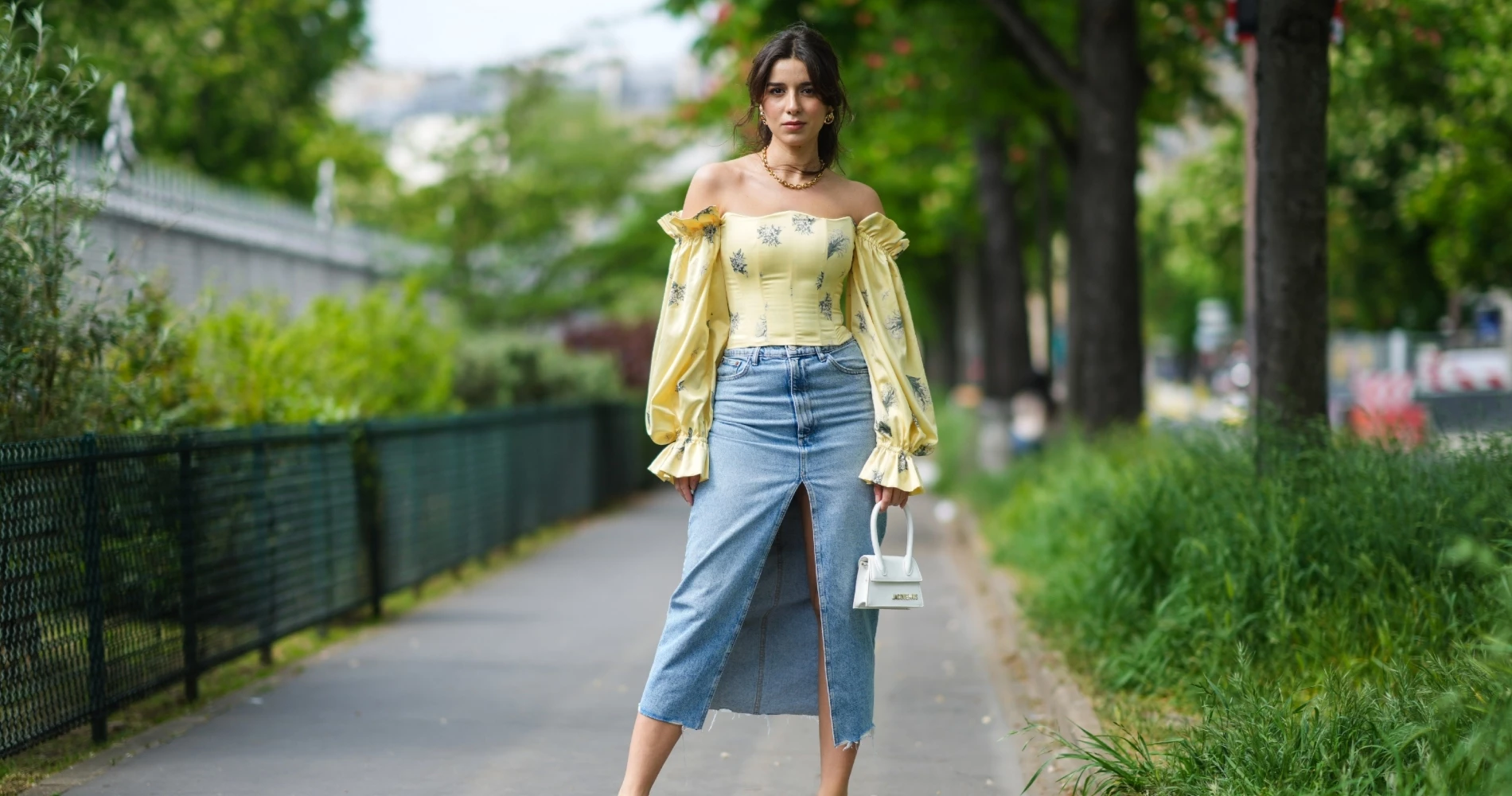 10 updated τρόποι για να φορέσετε το denim την άνοιξη