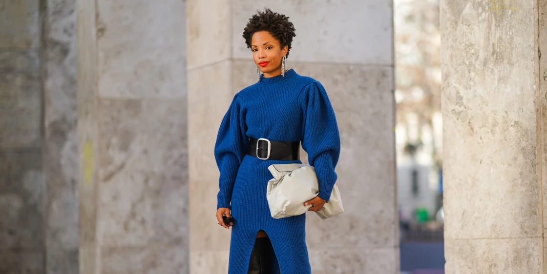 WFH | Αξεσουάρ και κοσμήματα που θα ομορφύνουν τα Zoom call σας