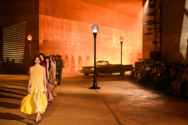 Dior