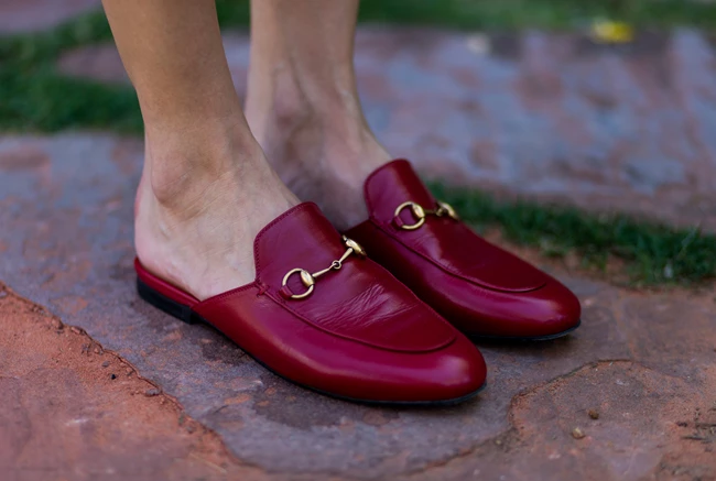 slippers παπούτσια