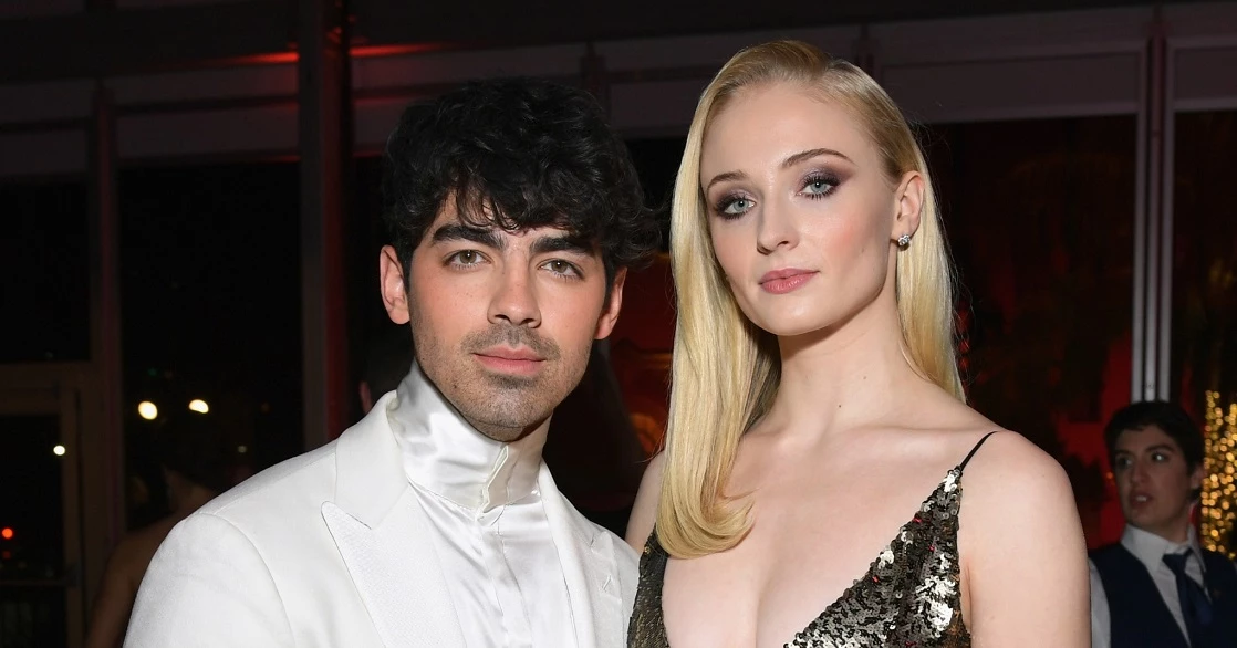 Ο Joe Jonas εύχεται στον αδερφό του, Nick, για τα γενέθλιά του με μια γλυκιά throwback φωτογραφία