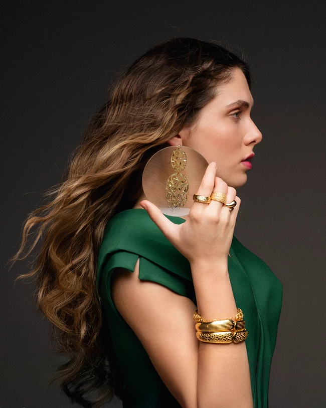 Η Αφροδίτη Λιάντου στο Harper's Bazaar: "Ήμουν ένας άνθρωπος που δεν εκτιμούσα πάντα αυτά που είχα"