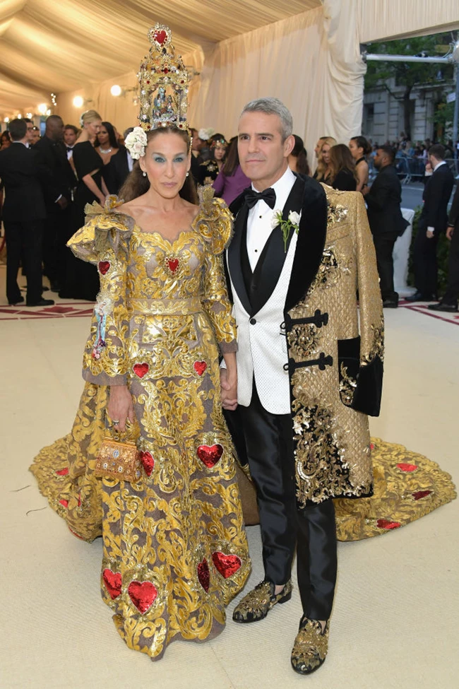 Sarah Jessica Parker - Andy Cohen at Met Gala