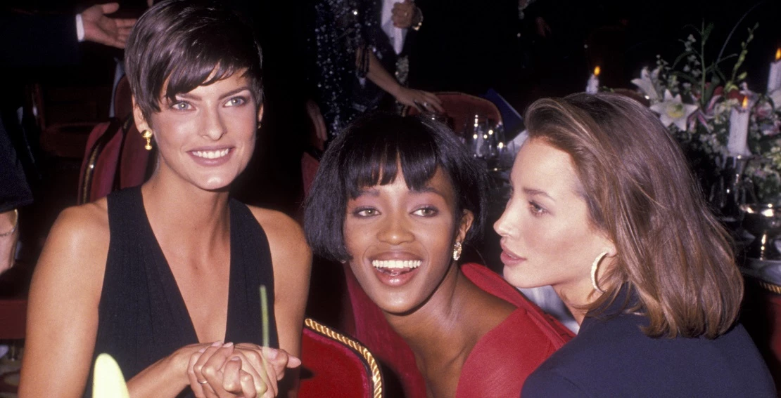 Τι σήμαινε να είσαι μοντέλο στα '90s; Η Claudia Schiffer απαντά