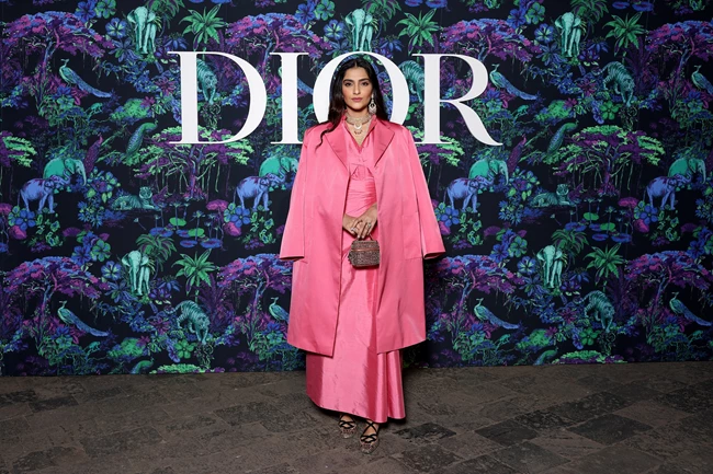 SONAM KAPOOR Dior India