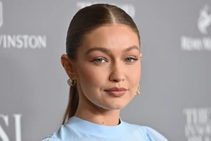 Yolanda Hadid | Η νέα φωτογραφία με την εγγονή της