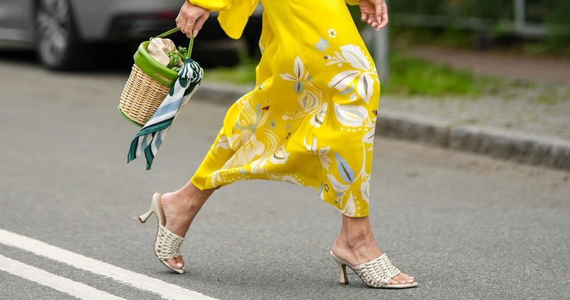 Nail Tints | Η νέα τάση νυχιών που έχουν λατρέψει οι manicurists