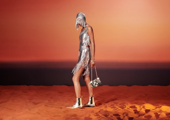 Στα παρασκήνια της συνεργασίας Rabanne H&M
