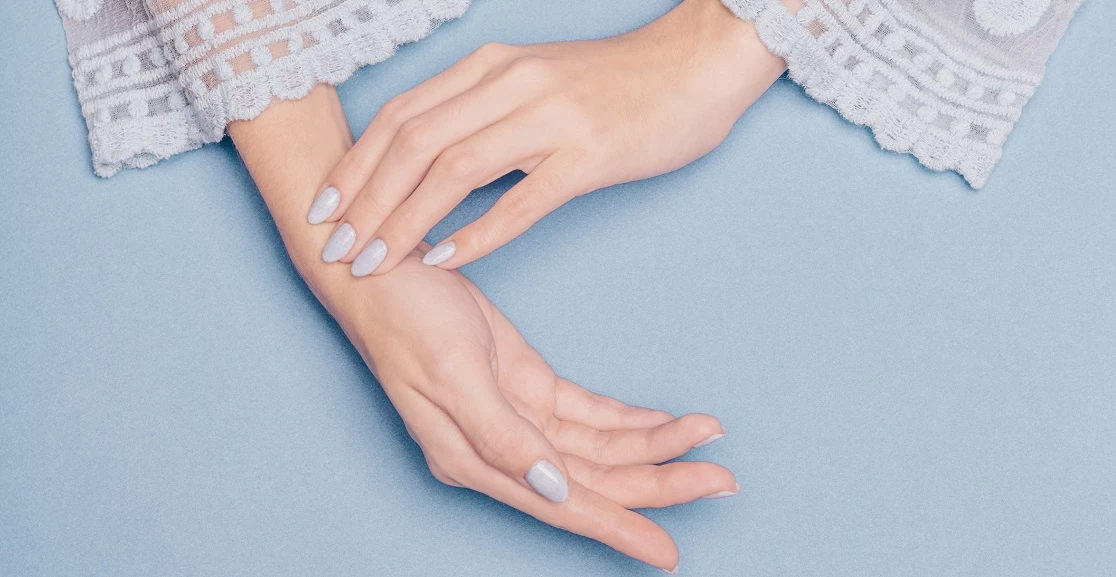 Εύθραυστα νύχια; Οι αιτίες και οι λύσεις του προβλήματος