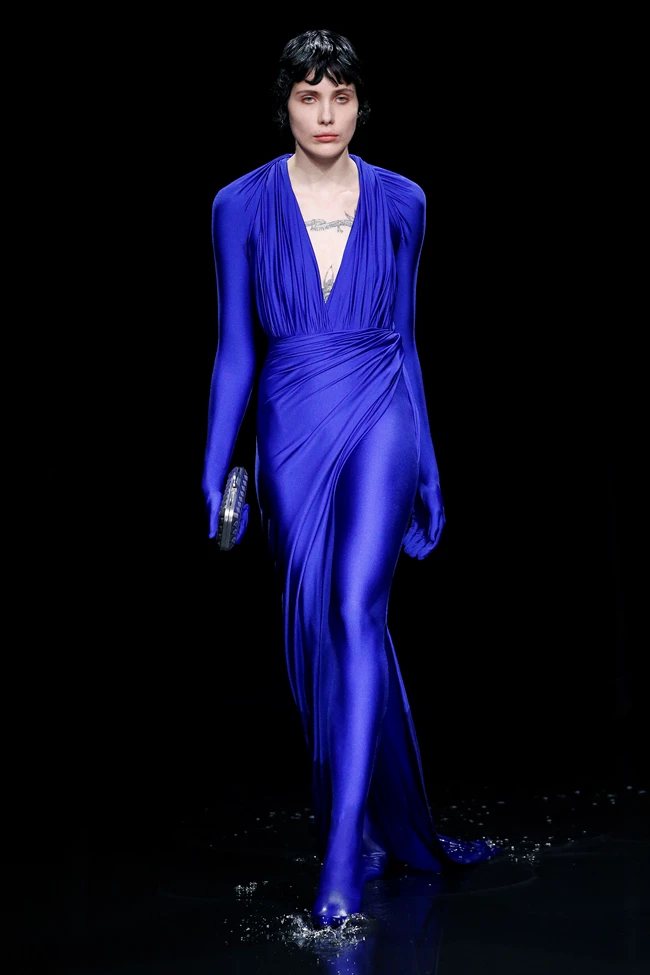 Οι 7 αποχρώσεις που θα κυριαρχήσουν στα fashion trends του φθινοπώρου