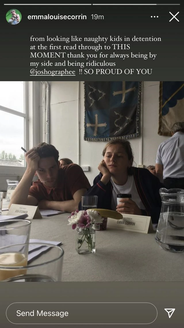 Emma Corrin | Η αντίδρασή της για την υποψηφιότητά της στις Χρυσές Σφαίρες