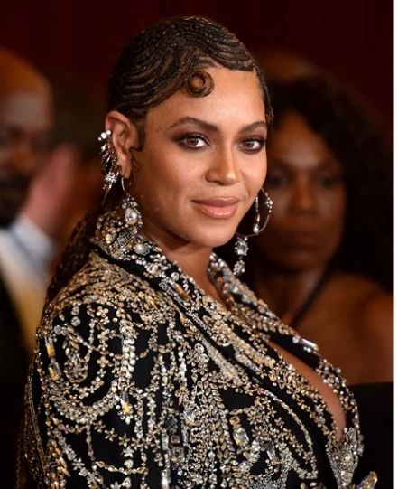 Beyoncé: Η σούπερ σταρ γίνεται... μάθημα στο Yale