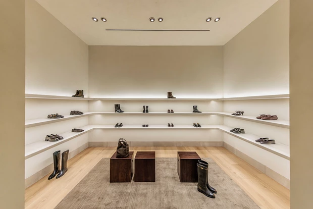 ShoeCorner Massimo Dutti Πειραιάς