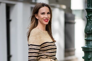 Οι 7 καλύτεροι αντιγηραντικοί οροί προσώπου για μετά την εμμηνόπαυση