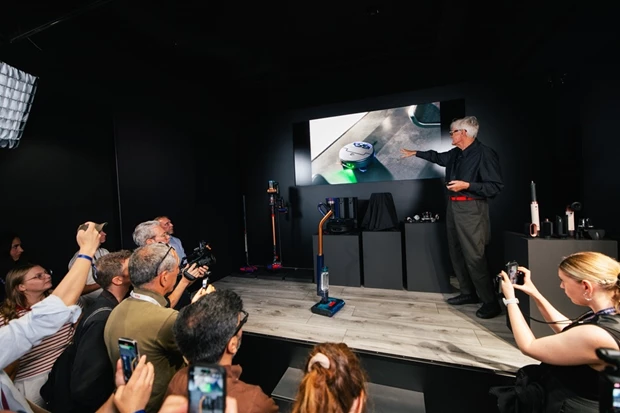 Dyson Q – Το μέλλον της τεχνολογίας για το σπίτι παρουσιάστηκε στο Βερολίνο