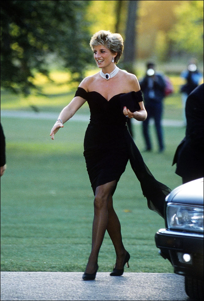 To revenge dress της Diana ζωντανεύει ξανά μέσα από το The Crown