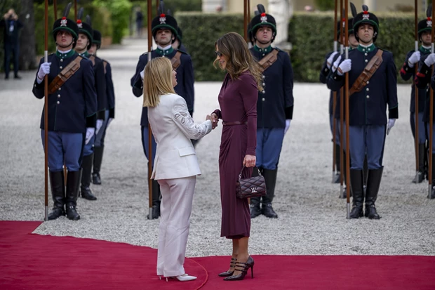 Βασίλισσα Ράνια | Το σοβαρό λάθος που έκανε στη συνάντηση με την Giorgia Meloni